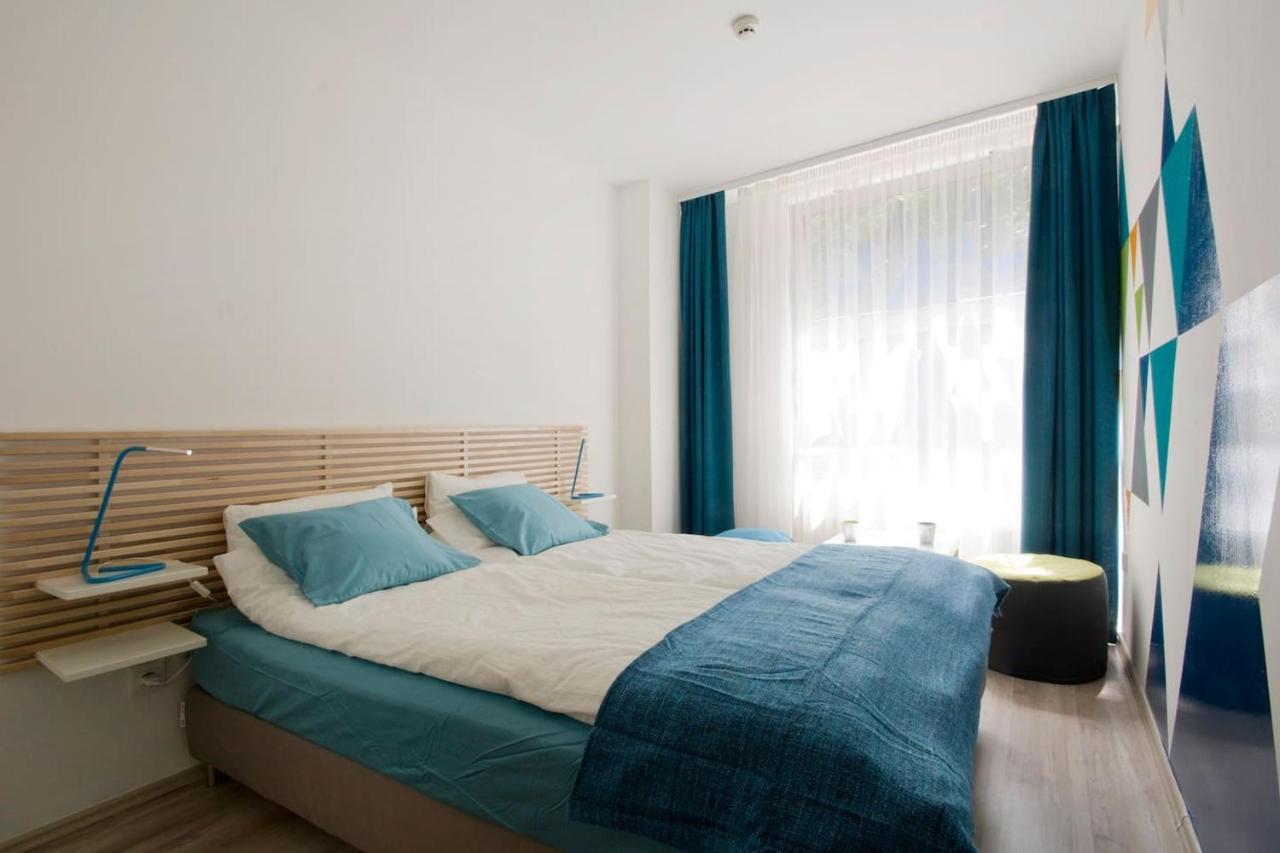 Modern Four Bedroom Apartment In Palace District Budapest Exterior foto